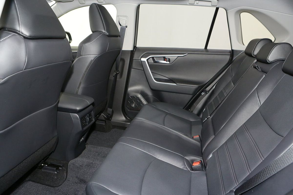 2025 Toyota RAV4 Cruiser AXAH54R