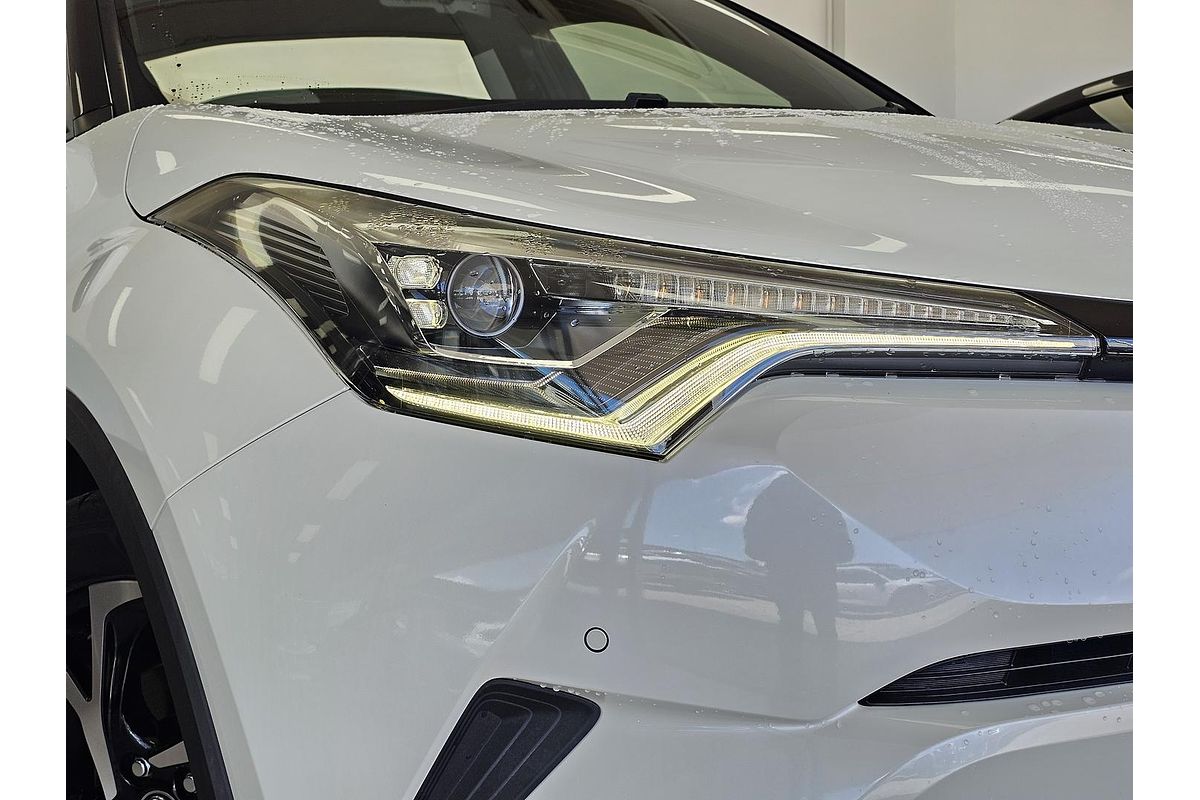 2017 Toyota C-HR Koba NGX10R