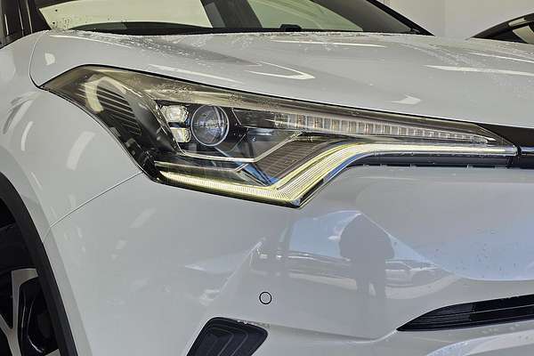 2017 Toyota C-HR Koba NGX10R