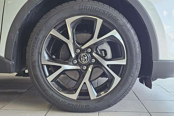 2017 Toyota C-HR Koba NGX10R