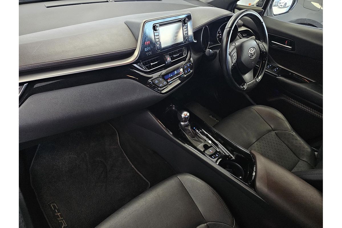 2017 Toyota C-HR Koba NGX10R