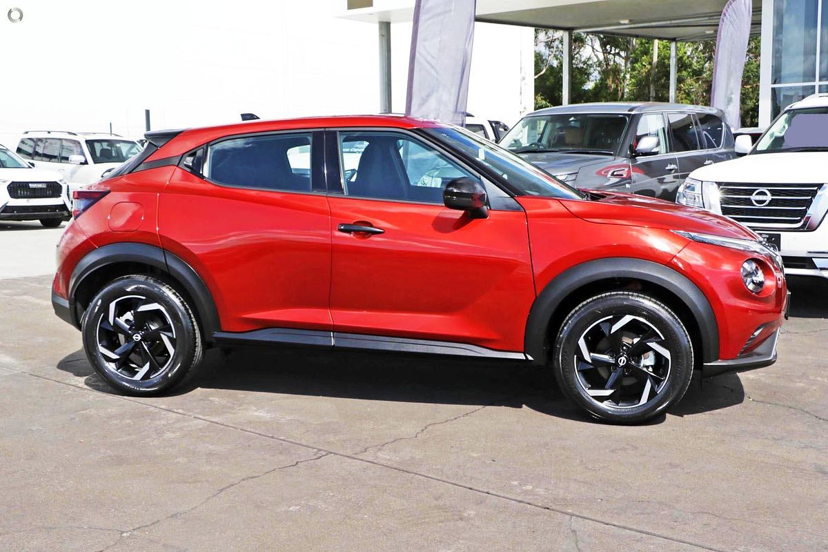 2024 Nissan JUKE ST+ F16