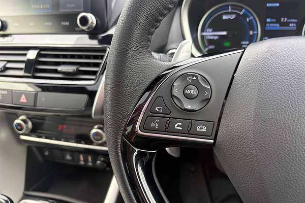 2024 Mitsubishi Eclipse Cross PHEV Exceed YB