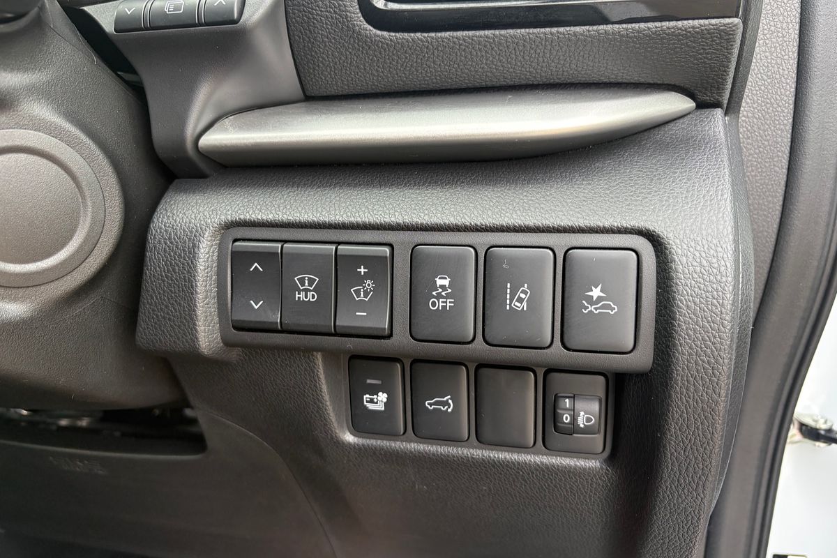 2024 Mitsubishi Eclipse Cross PHEV Exceed YB