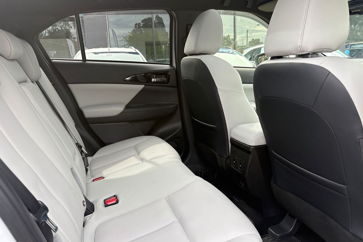 2024 Mitsubishi Eclipse Cross PHEV Exceed YB