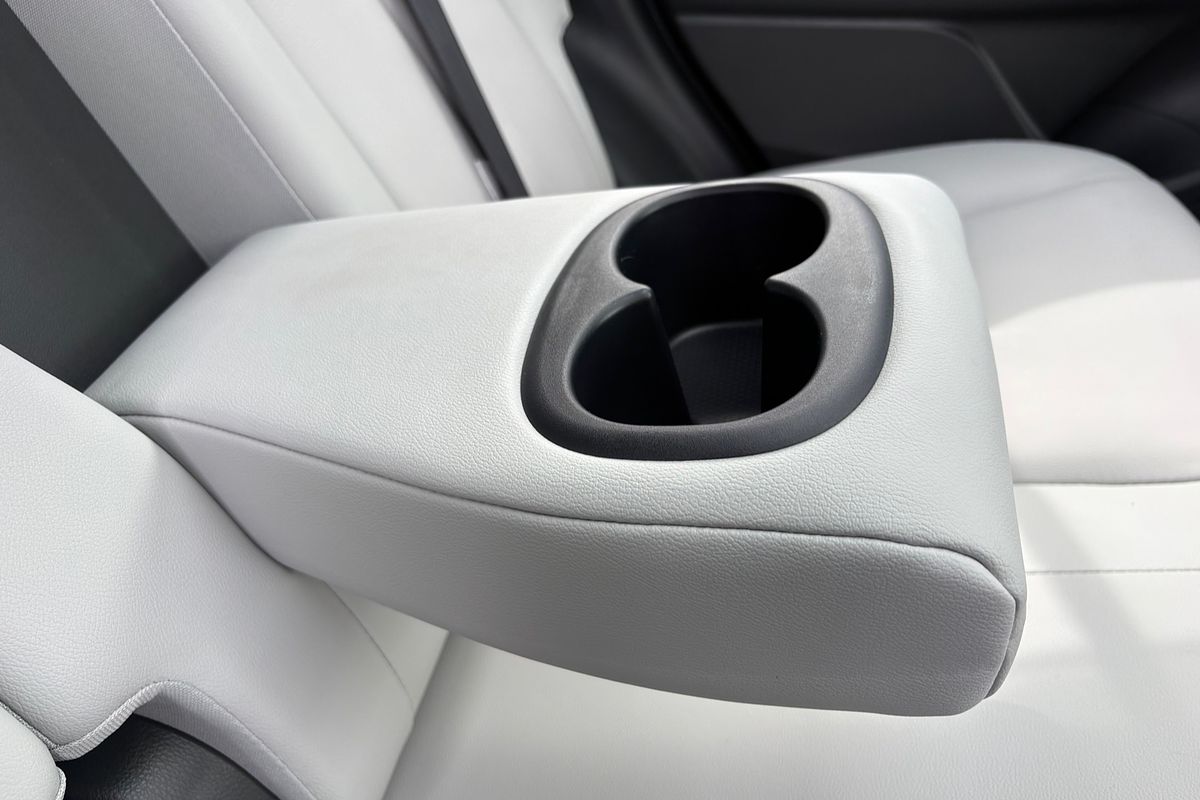 2024 Mitsubishi Eclipse Cross PHEV Exceed YB