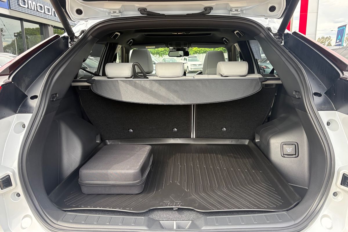 2024 Mitsubishi Eclipse Cross PHEV Exceed YB