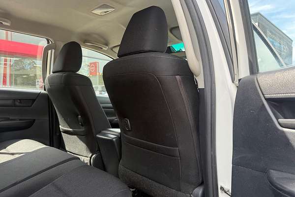 2019 Toyota Hilux SR GUN126R 4X4