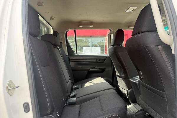 2019 Toyota Hilux SR GUN126R 4X4
