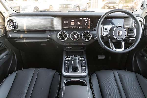 2025 GWM Tank 300 Ultra P01