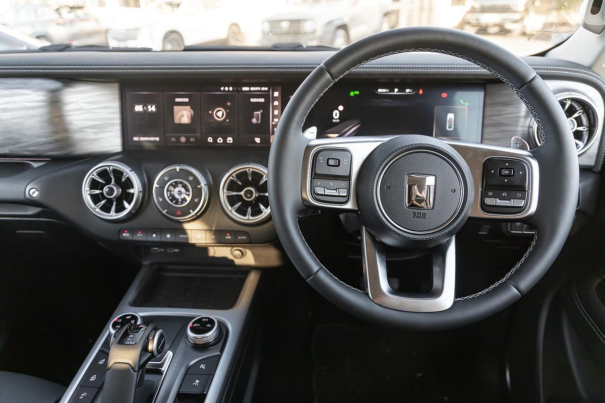 2025 GWM Tank 300 Ultra P01