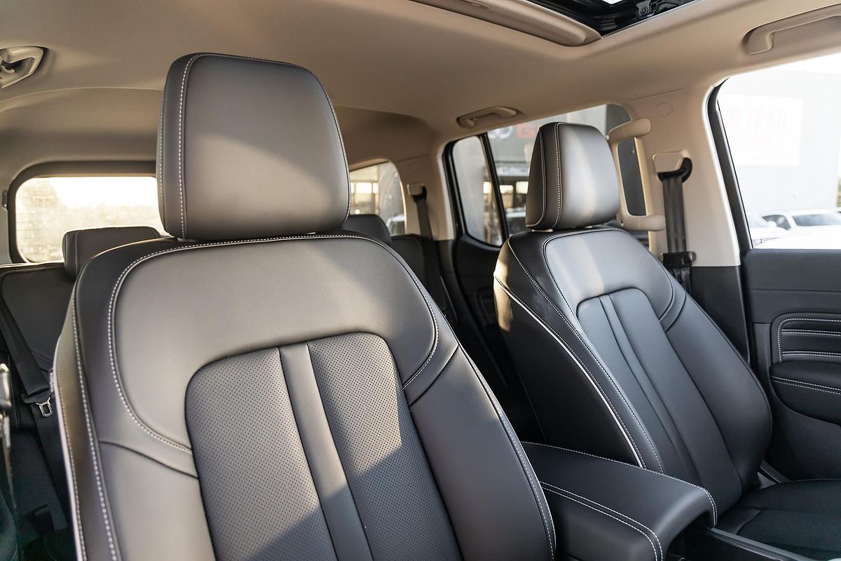 2025 GWM Tank 300 Ultra P01