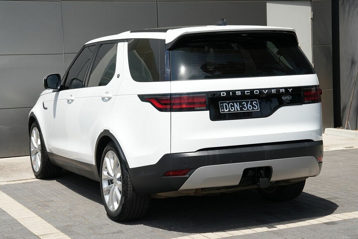 2022 Land Rover Discovery D300 SE Series 5