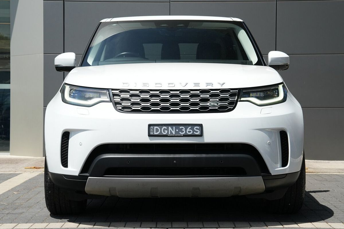 2022 Land Rover Discovery D300 SE Series 5