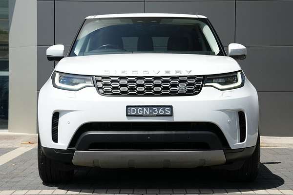 2022 Land Rover Discovery D300 SE Series 5