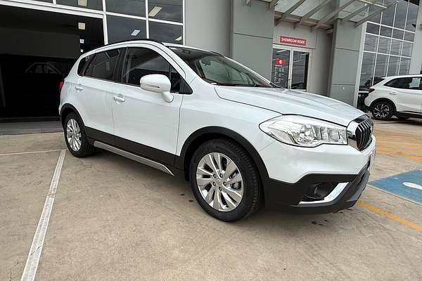 2016 Suzuki S-Cross Turbo JY