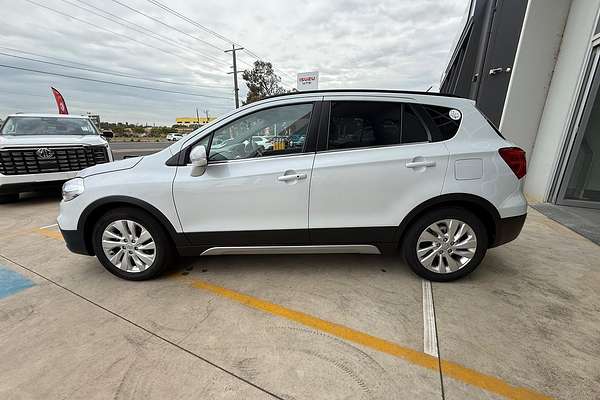 2016 Suzuki S-Cross Turbo JY