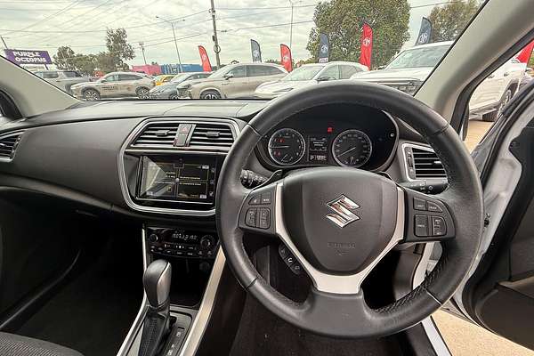 2016 Suzuki S-Cross Turbo JY
