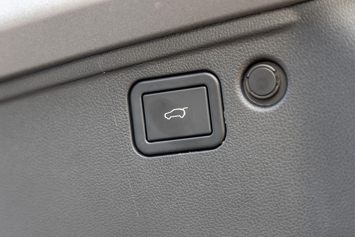 2025 GWM Haval H6 Ultra B01