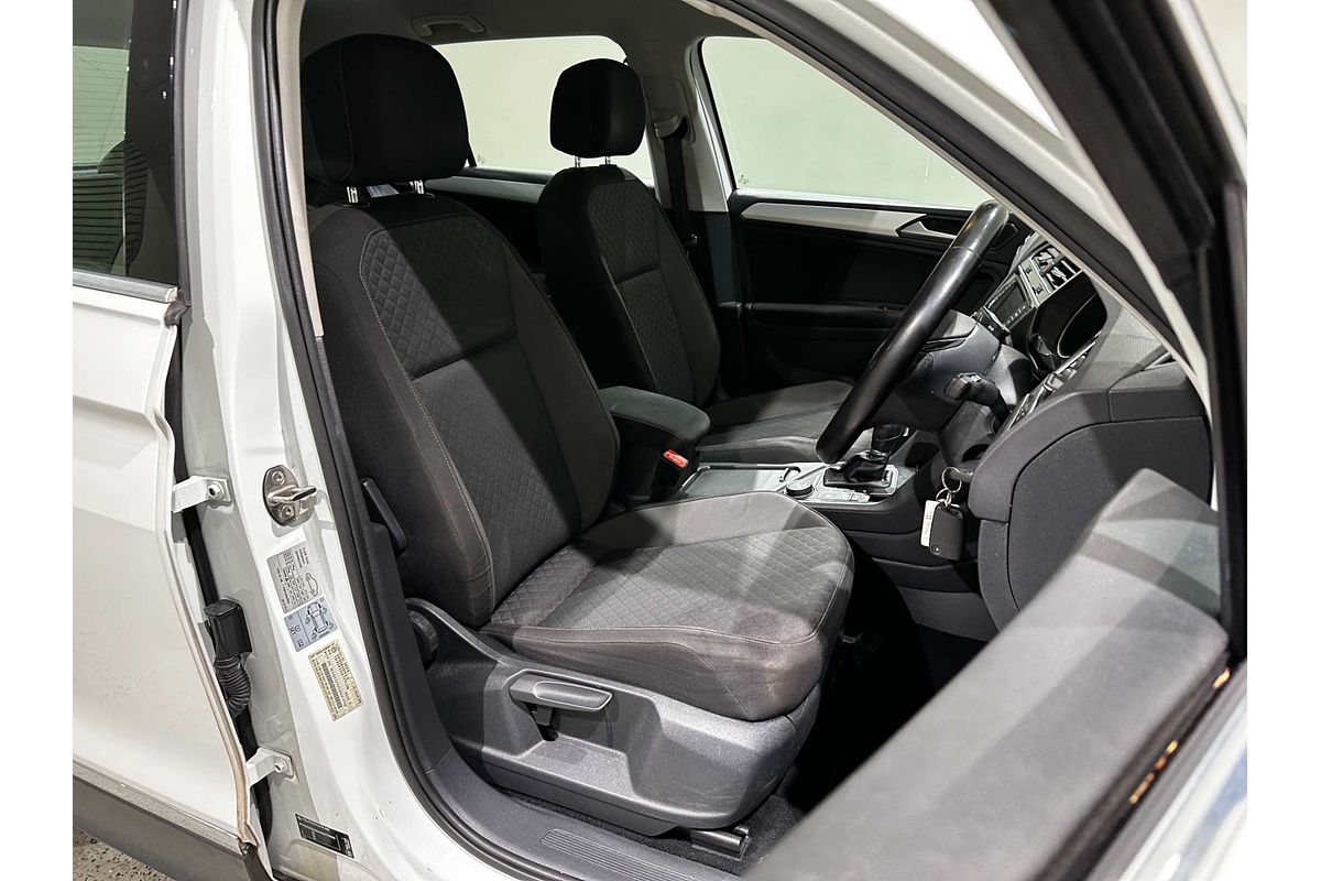 2017 Volkswagen Tiguan 110TDI Comfortline 5N