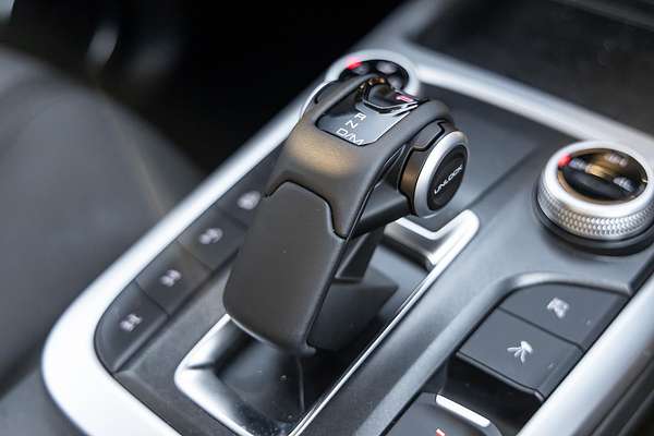 2025 GWM Tank 300 Ultra P01