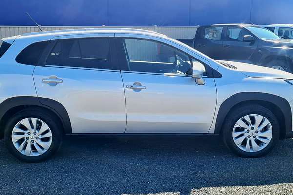 2023 Suzuki S-Cross GLX JYB