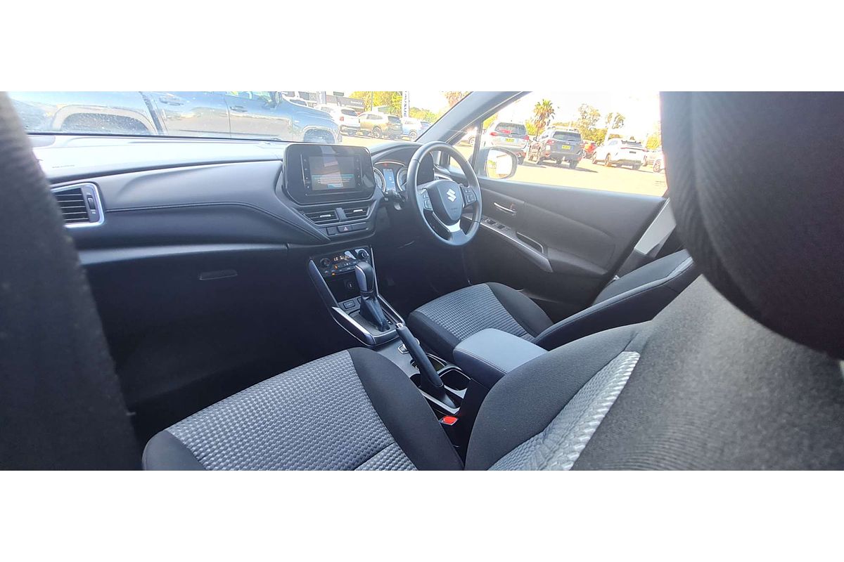 2023 Suzuki S-Cross GLX JYB