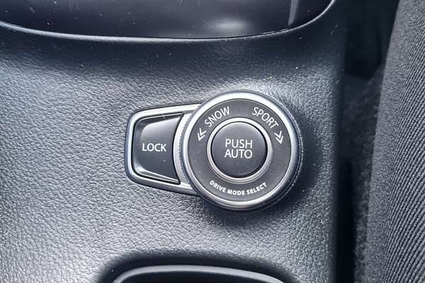 2023 Suzuki S-Cross GLX JYB