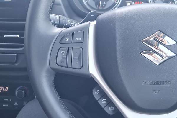 2023 Suzuki S-Cross GLX JYB