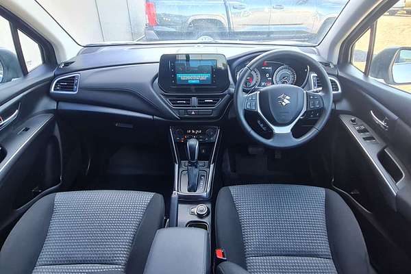2023 Suzuki S-Cross GLX JYB