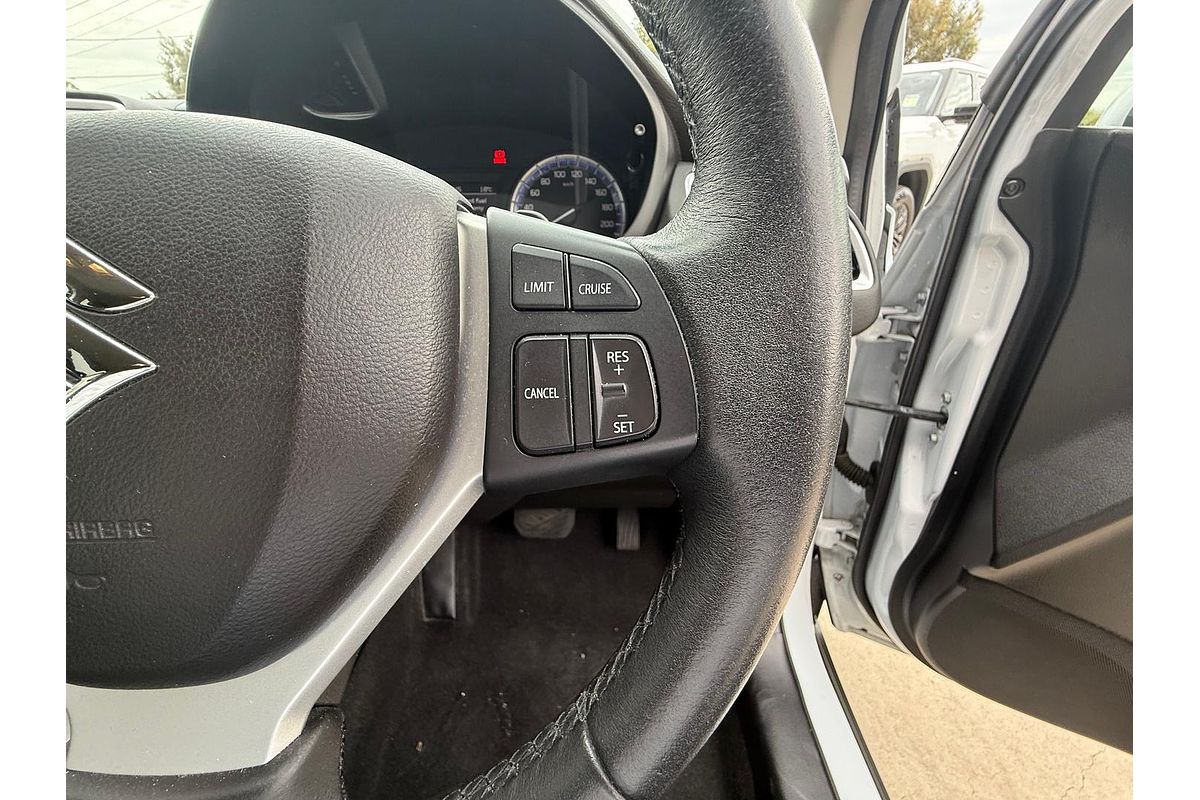2016 Suzuki S-Cross Turbo JY