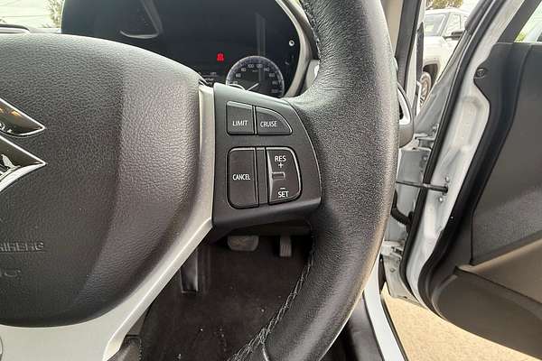 2016 Suzuki S-Cross Turbo JY