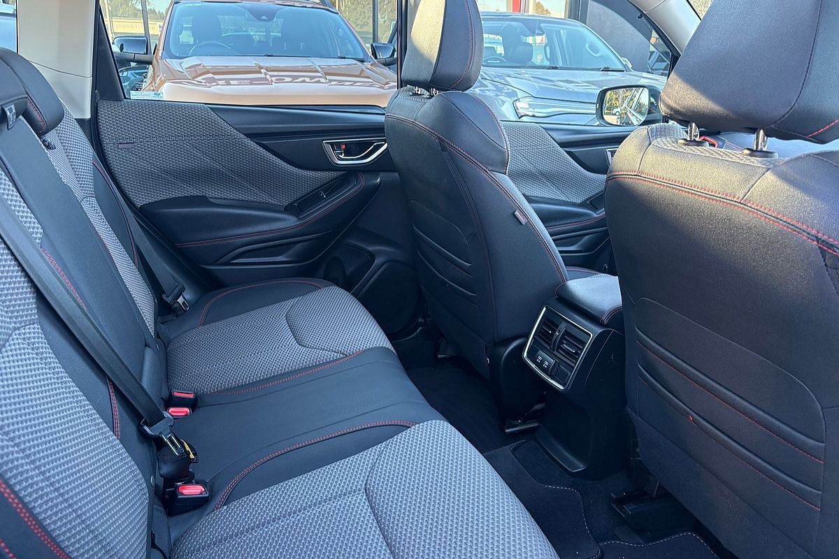 2021 Subaru Forester 2.5i Sport S5