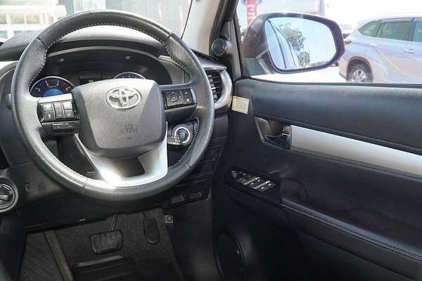 2018 Toyota Hilux SR5 GUN126R 4X4