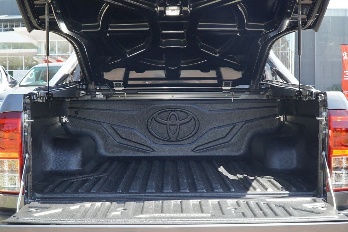 2018 Toyota Hilux SR5 GUN126R 4X4