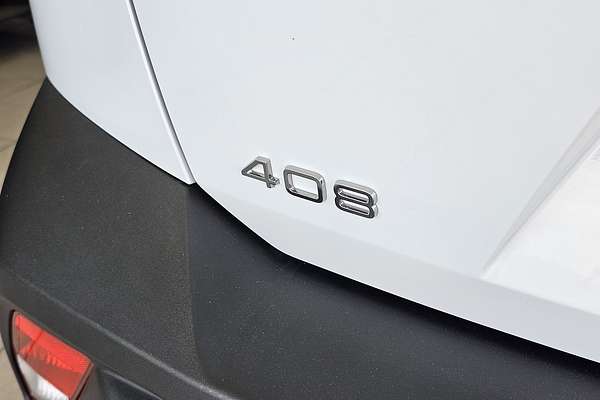 2023 Peugeot 408 GT Plug-In Hybrid P54
