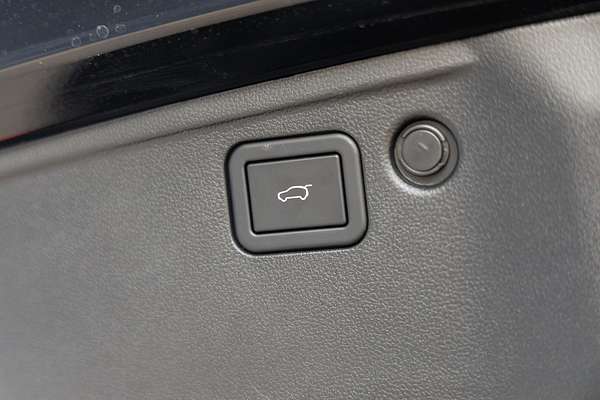 2025 GWM Haval H6 Ultra B01