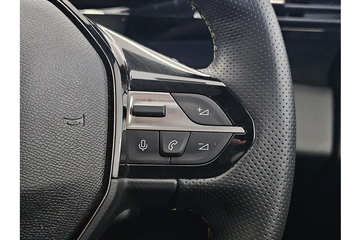 2023 Peugeot 408 GT Plug-In Hybrid P54