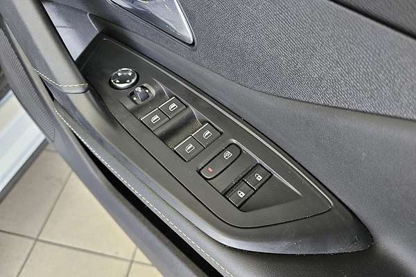 2023 Peugeot 408 GT Plug-In Hybrid P54