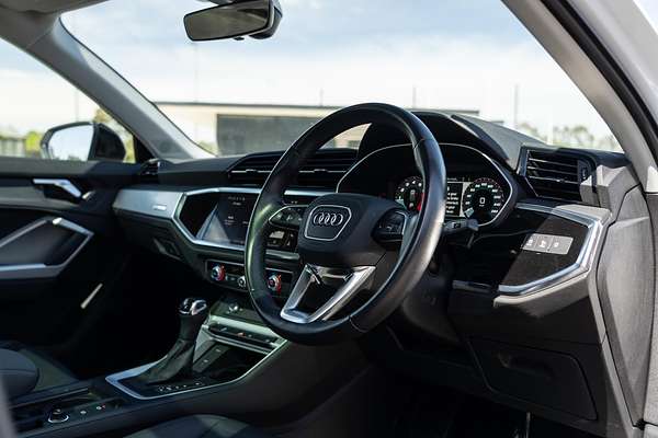 2024 Audi Q3 35 TFSI F3