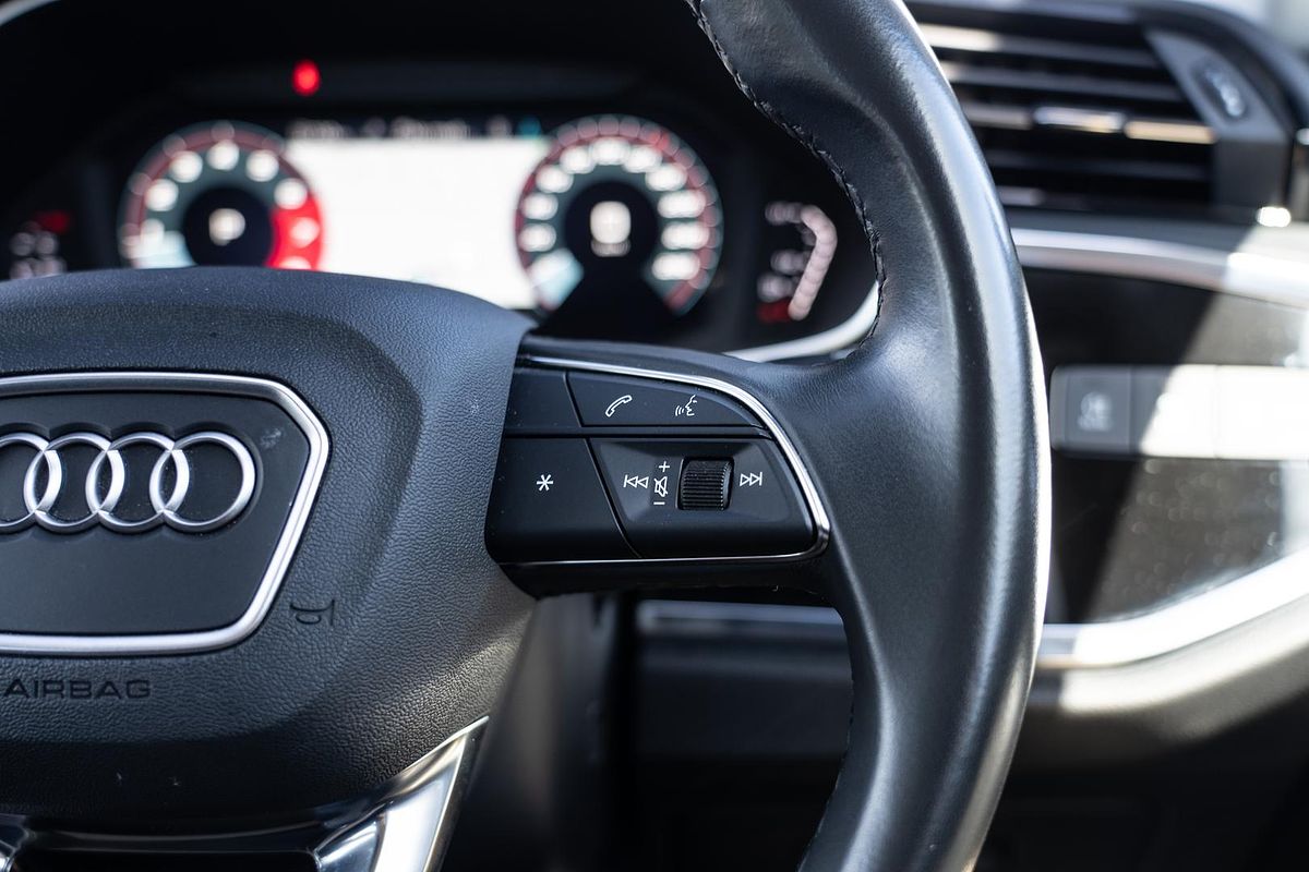 2024 Audi Q3 35 TFSI F3