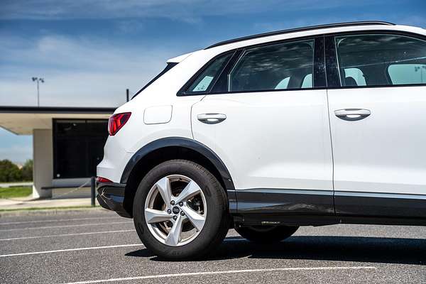 2024 Audi Q3 35 TFSI F3