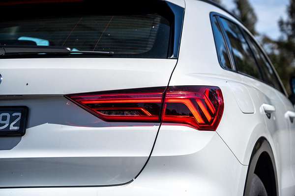 2024 Audi Q3 35 TFSI F3