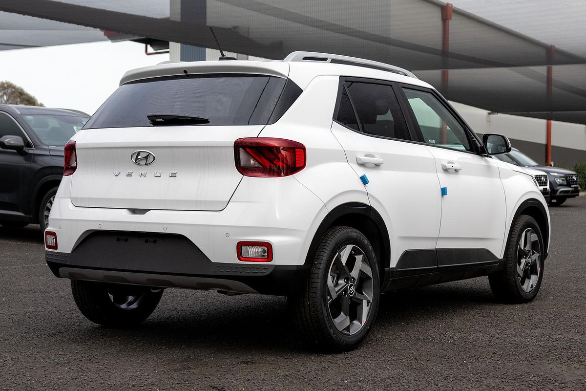 2025 Hyundai Venue Elite QX.V5