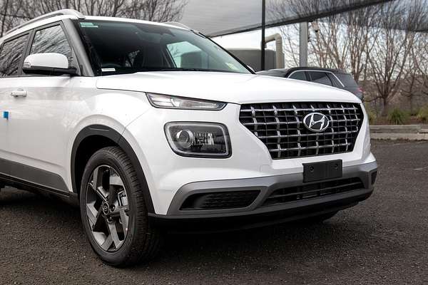 2025 Hyundai Venue Elite QX.V5
