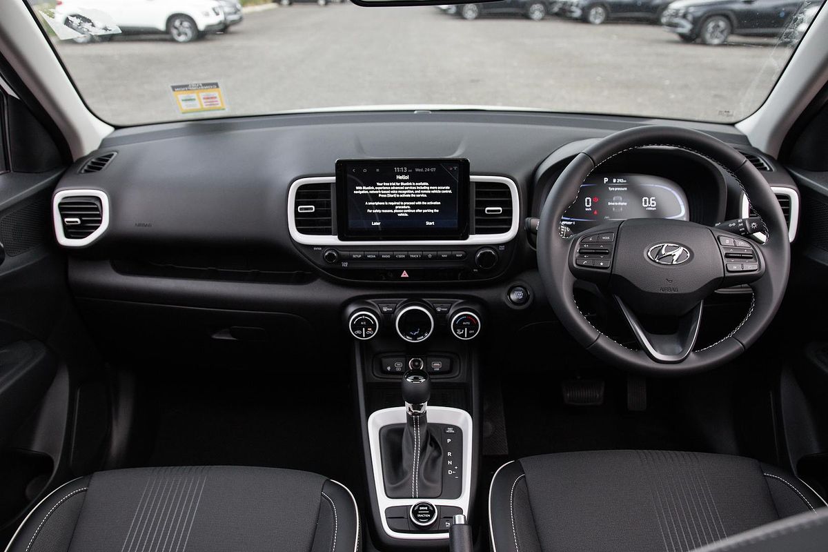 2025 Hyundai Venue Elite QX.V5