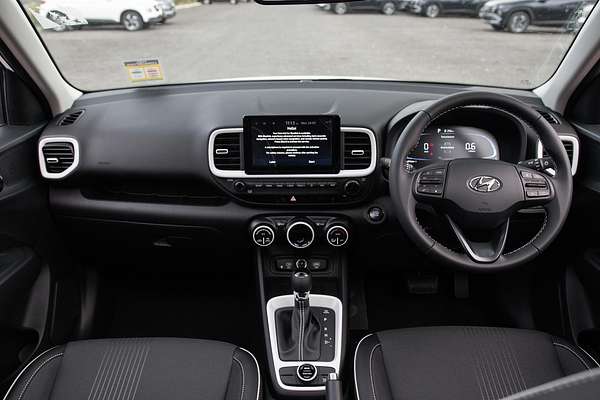 2025 Hyundai Venue Elite QX.V5