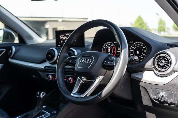 2024 Audi Q2 40 TFSI S line GA