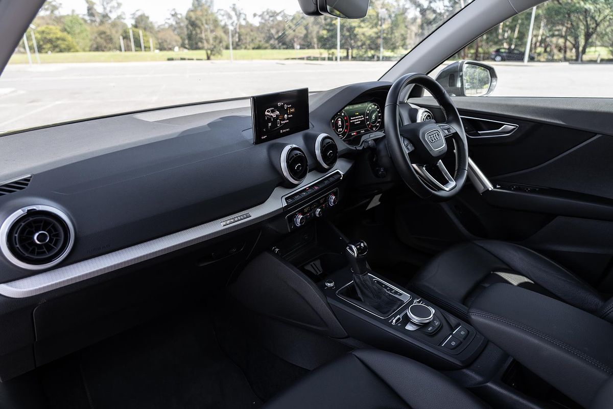 2024 Audi Q2 40 TFSI S line GA