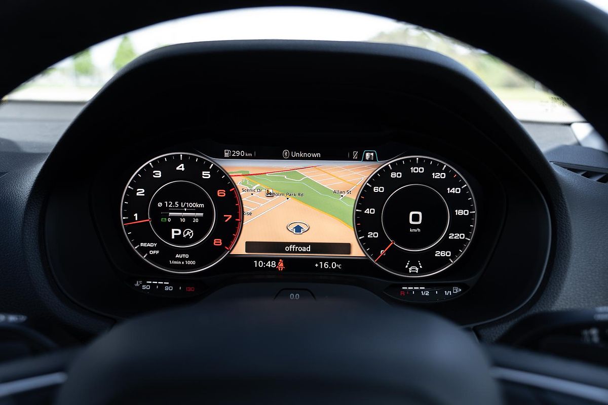 2024 Audi Q2 40 TFSI S line GA